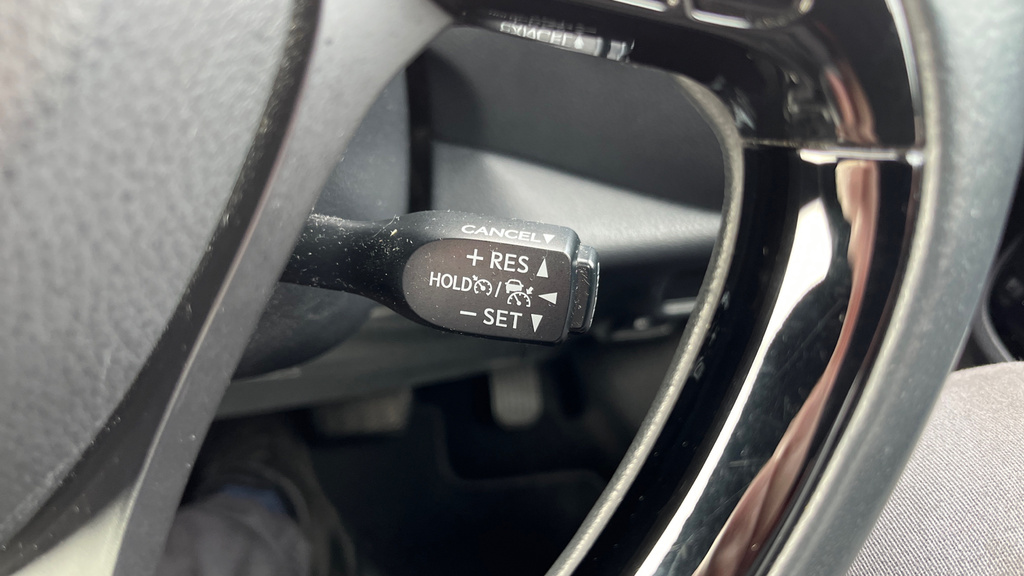 Toyota C-Hr Dynamic Blue #35