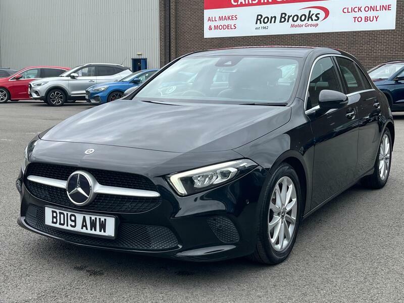 Mercedes-Benz A Class 1.5 A180d Sport Executive Black #3