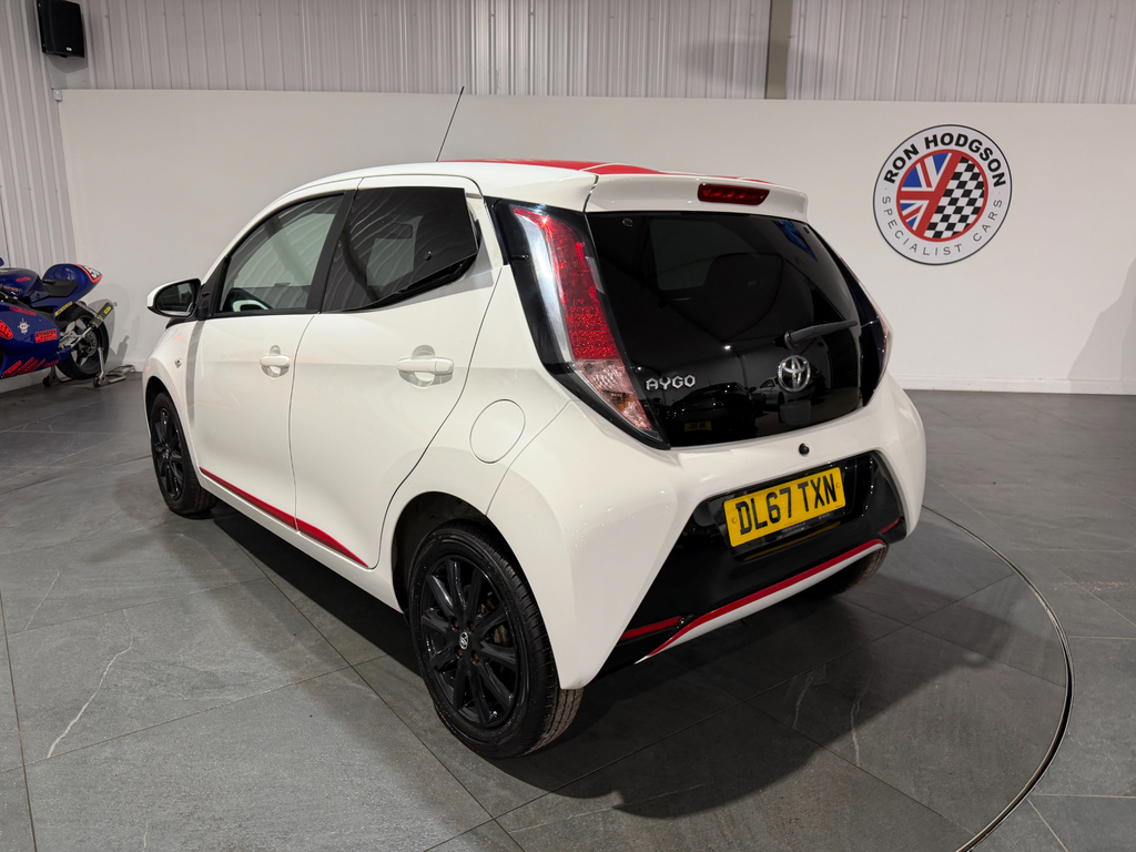 Toyota Aygo 1.0 Vvt-i X-press Hatchback Euro #3