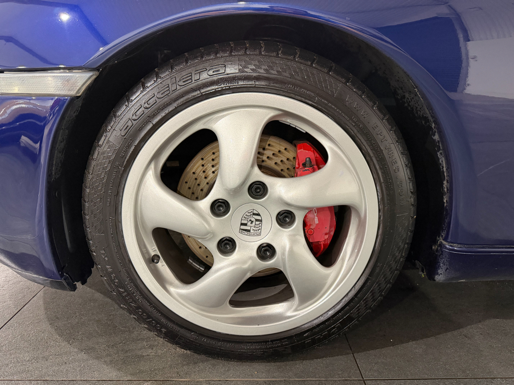 Porsche Boxster Rsche Boxter 2.7 Roadster A True Modern C Blue #39