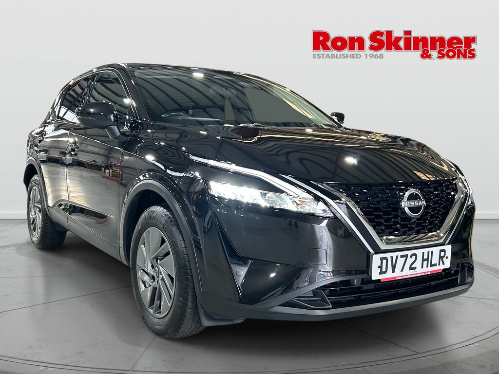 Nissan Qashqai 1.3 Dig-t Mhev Acenta Premium Suv Hybri Black