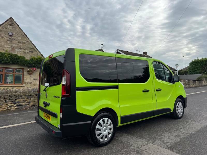 Renault Trafic 1.6 Dci 27 Business Swb Euro 6 9 Seat Green #4