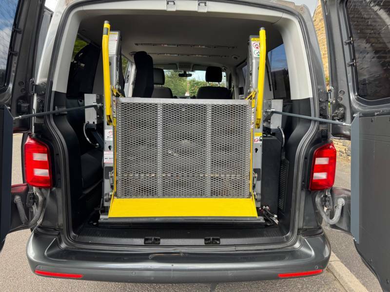 Volkswagen Transporter Shuttle Transporter T32 S Tdi Bluemotion Technology Black #14