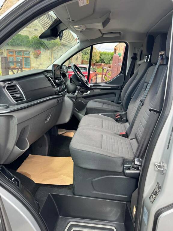 Ford Tourneo Custom Custom 2.0 320 Ecoblue Red #9