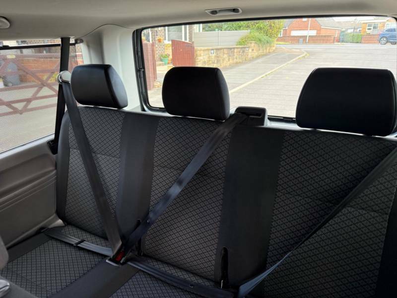 Volkswagen Transporter Shuttle 2.0 Tdi 150Ps Se Minibus Dsg Grey #8
