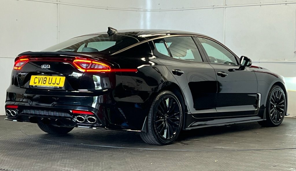 Kia Stinger 2L Gt-line S Black #3