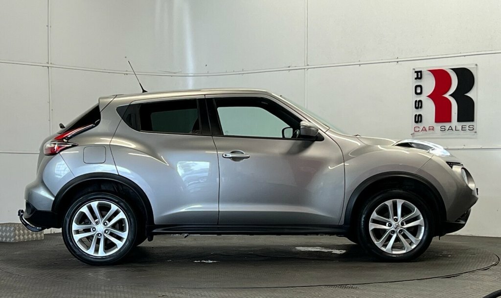 Nissan Juke 1L Acenta Premium Silver #2