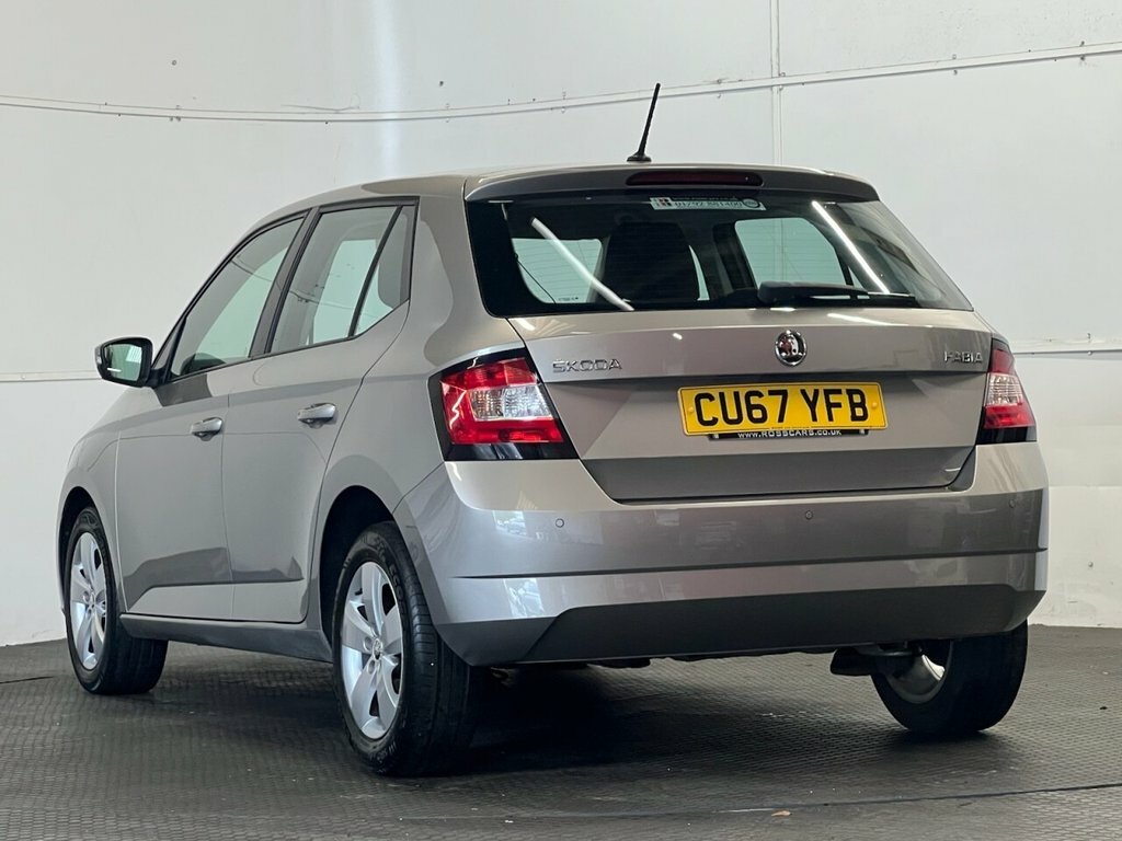 Skoda Fabia 1L Se CU67YFB Beige #5
