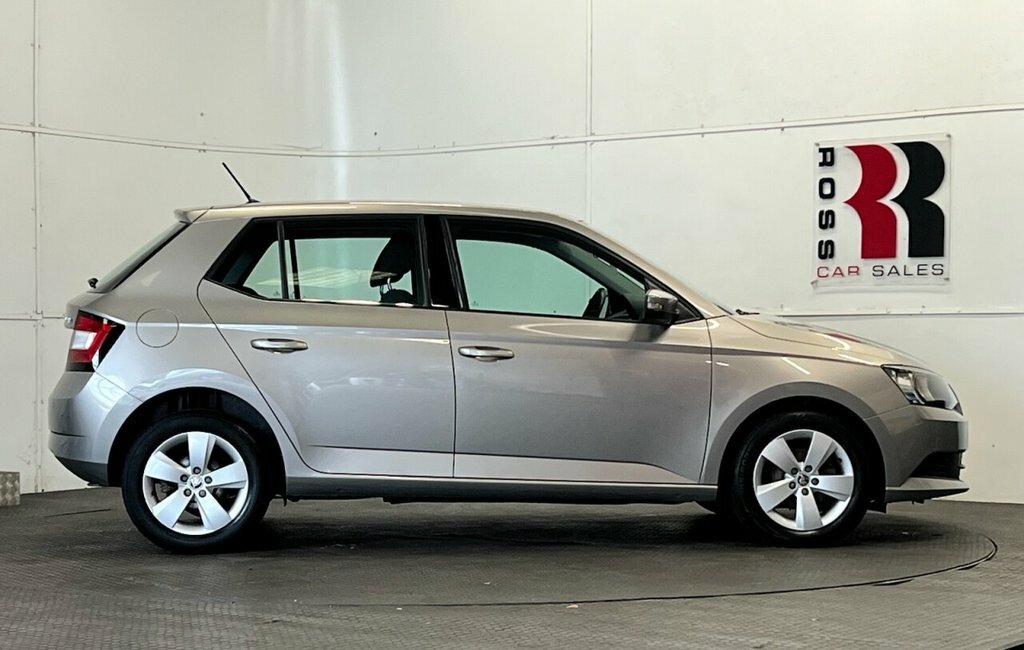 Skoda Fabia 1L Se CU67YFB Beige #2