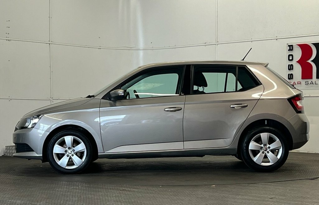 Skoda Fabia 1L Se CU67YFB Beige #6