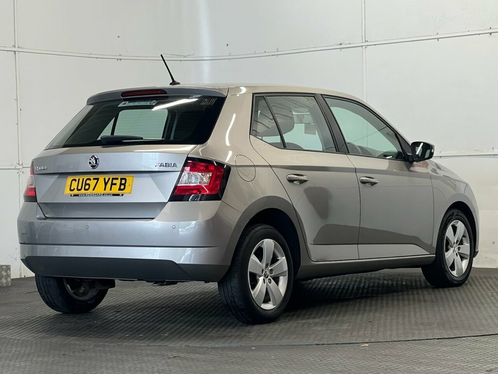 Skoda Fabia 1L Se CU67YFB Beige #3