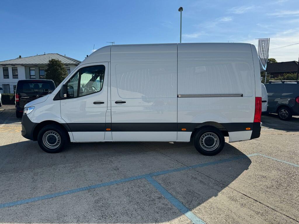 Mercedes-Benz Sprinter 2.0 315 Cdi Pro Rwd L2 H2 Euro 6 Ss White #4