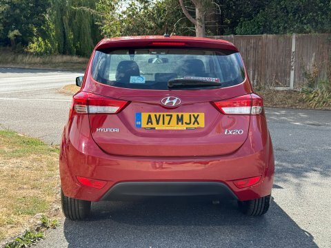 Hyundai Ix20 Se Only 15 AV17MJX Red #5