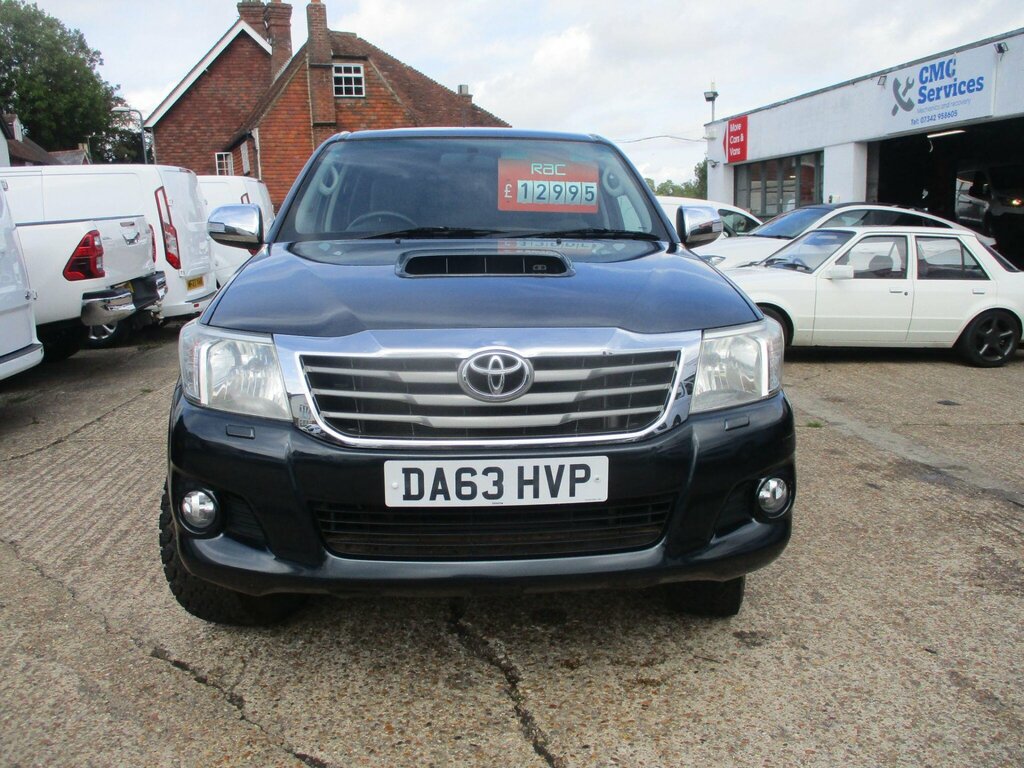 Toyota HILUX 3.0 Invincible 4X4 D-4d Dcb 169 Bhp Black #8