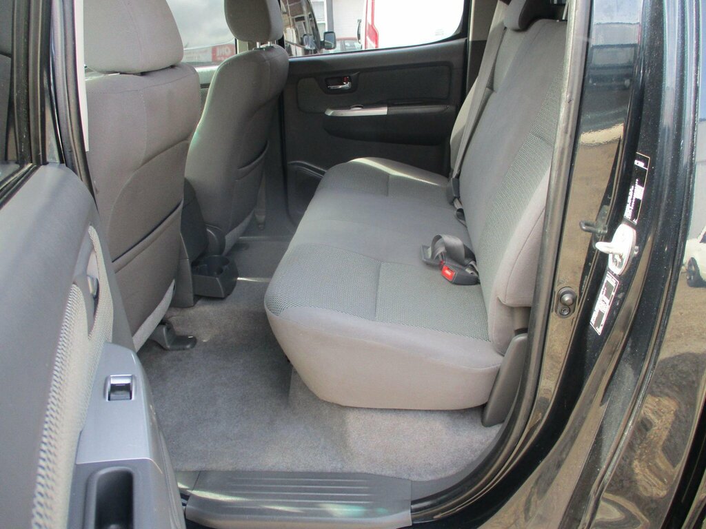 Toyota HILUX 3.0 Invincible 4X4 D-4d Dcb 169 Bhp Black #21