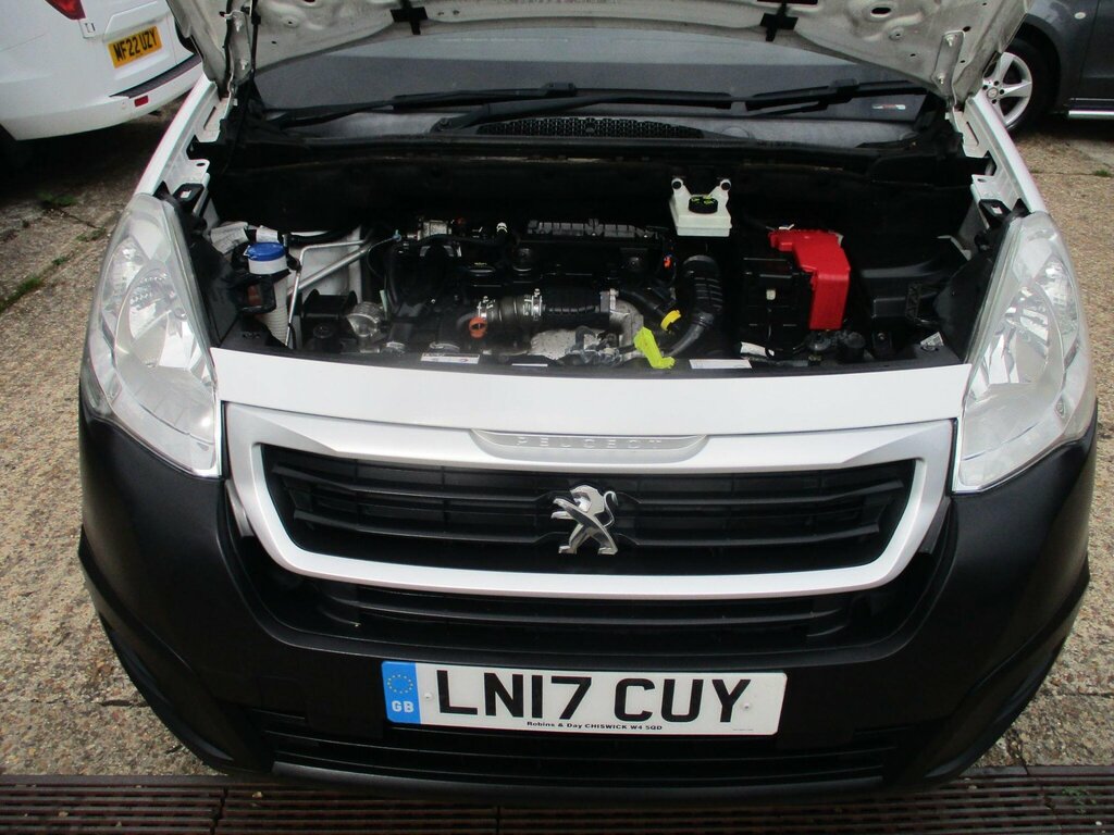 Peugeot Partner Tepee Active Brown #9