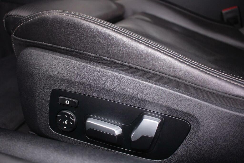 BMW 8 Series 3.0 840I Saloon Black #20