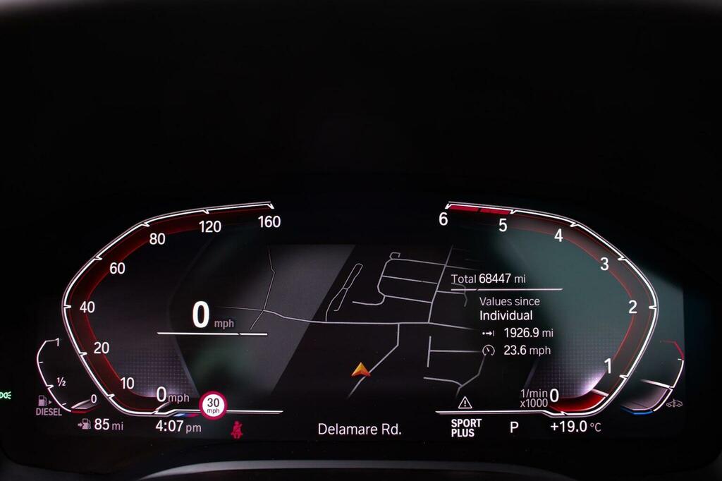 BMW 8 Series 3.0 840I Saloon Black #40