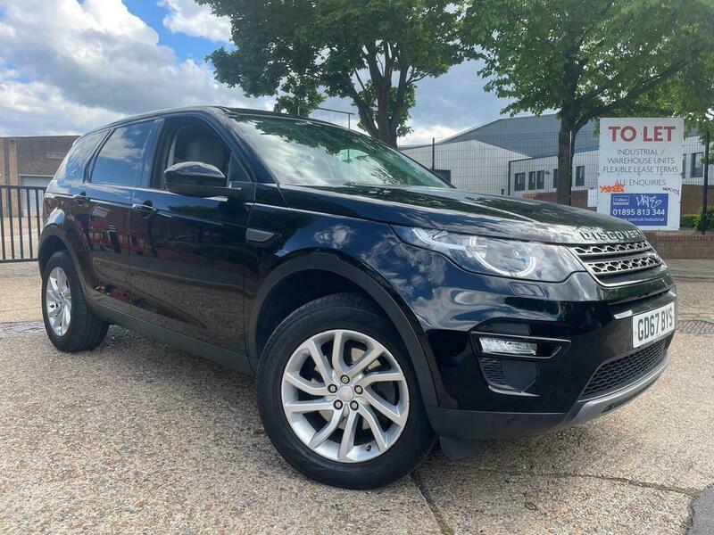 Land Rover Discovery Sport 2.0 Si4 Se Tech Black #6