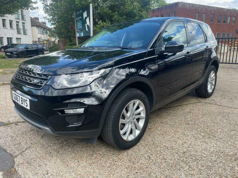 Land Rover Discovery Sport 2.0 Si4 Se Tech Black #3
