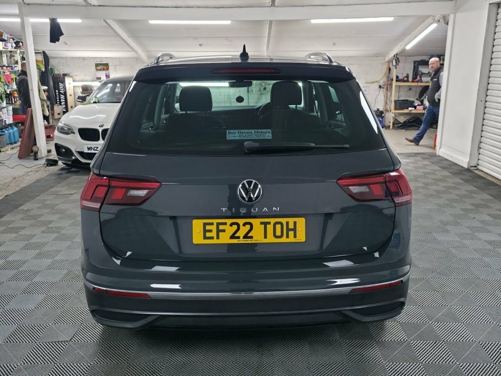 Volkswagen Tiguan 1.5 Tsi Life Suv Euro 6 S S 1 Grey #4