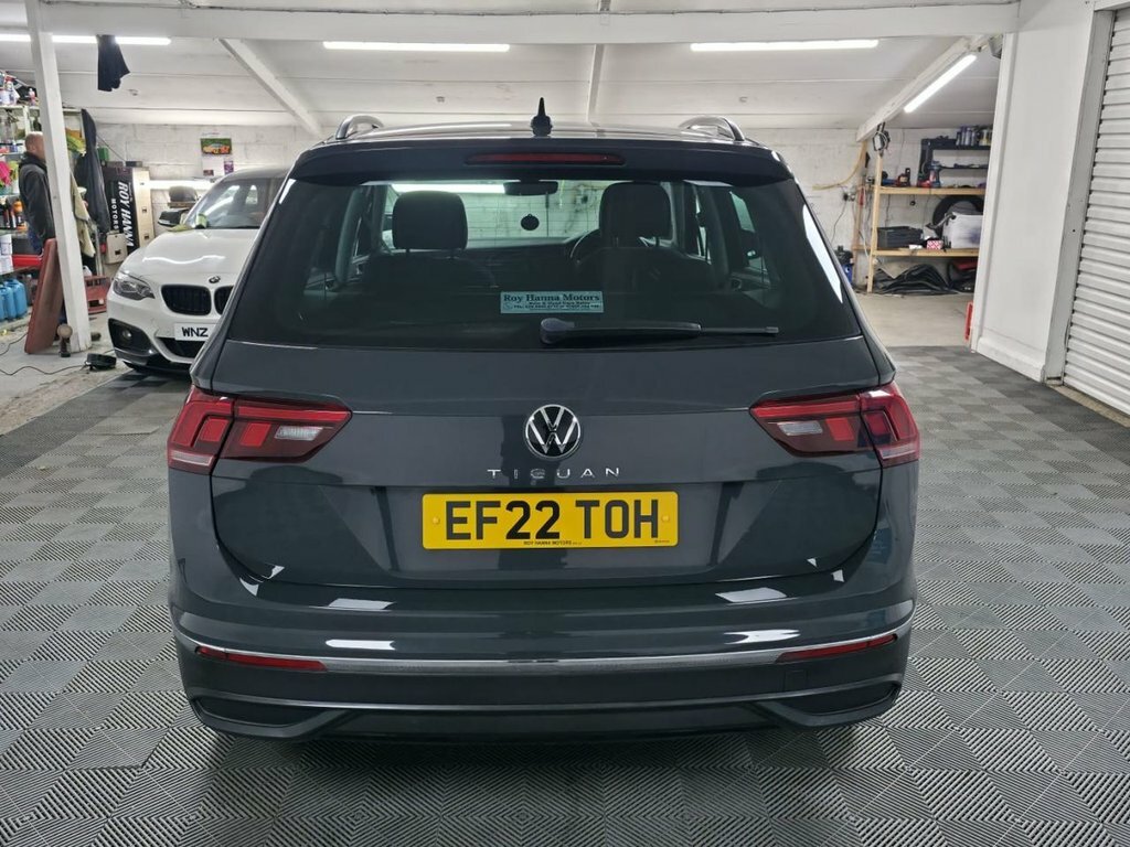 Volkswagen Tiguan 1.5 Tsi Life Suv Euro 6 S S 1 Grey #5