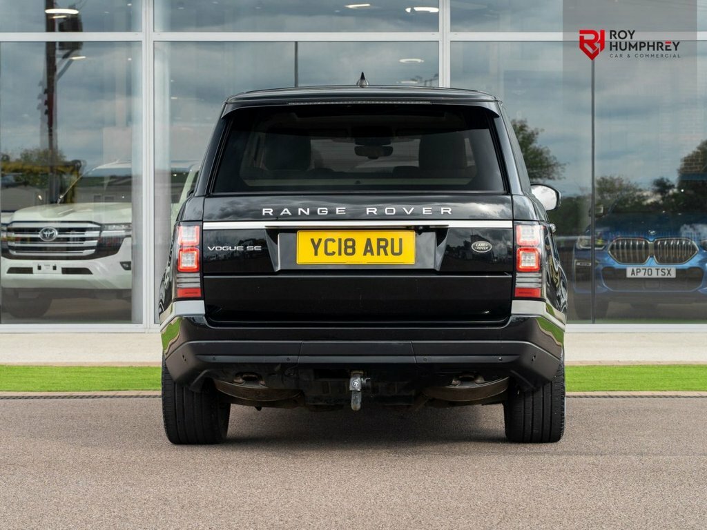 Land Rover Range Rover 3L Vogue Se YC18ARU Black #4