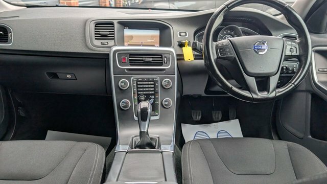 Volvo V60 Business Edition Silver #3