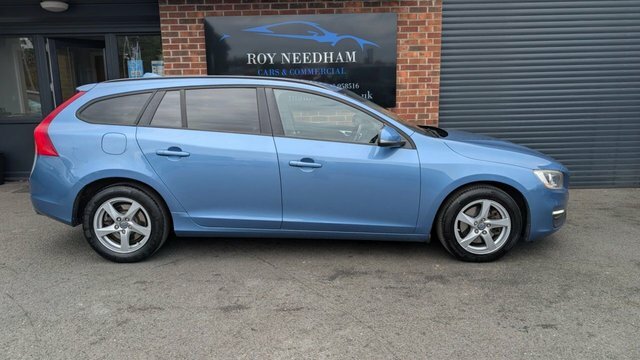 Volvo V60 Business Edition Silver #1