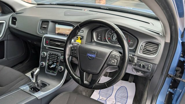 Volvo V60 Business Edition Silver #2