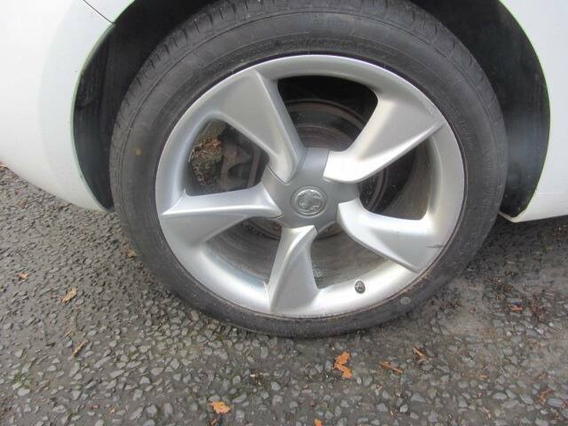 Vauxhall Astra GTC 1.6 Cdti 16V Ecoflex Sri White #4