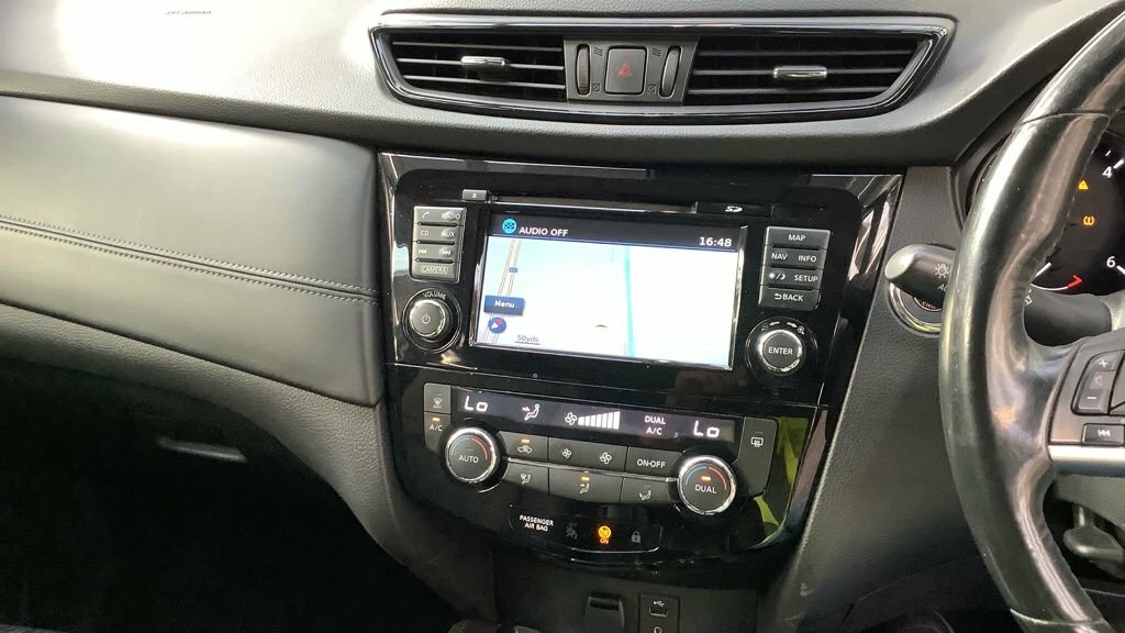 Nissan X-Trail 1.6 Dig-t Acenta Smart Visiontech Pack Black #12