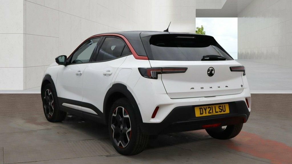 Vauxhall Mokka-e Suv White #2