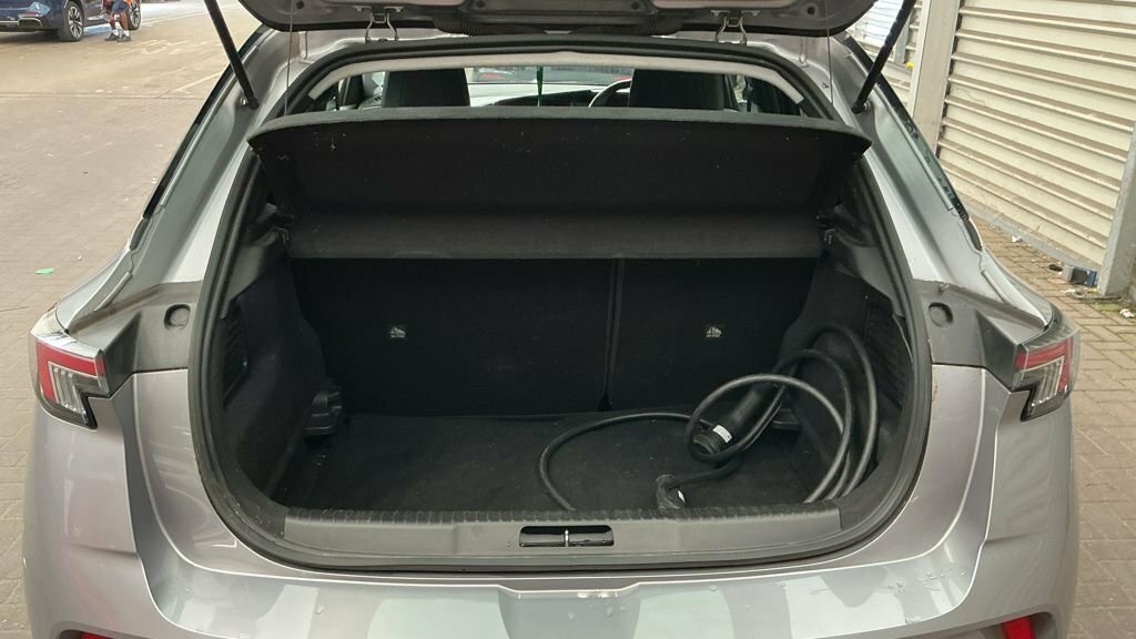 Vauxhall Mokka-e 100Kw Elite Premium 50Kwh White #8