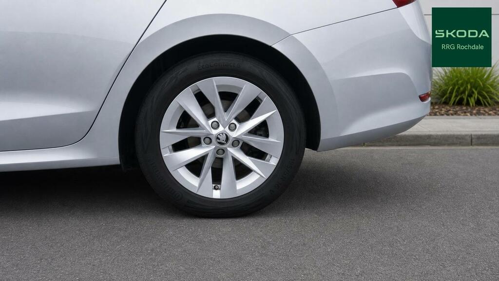Skoda Octavia 1.5 Tsi Se L Silver #5