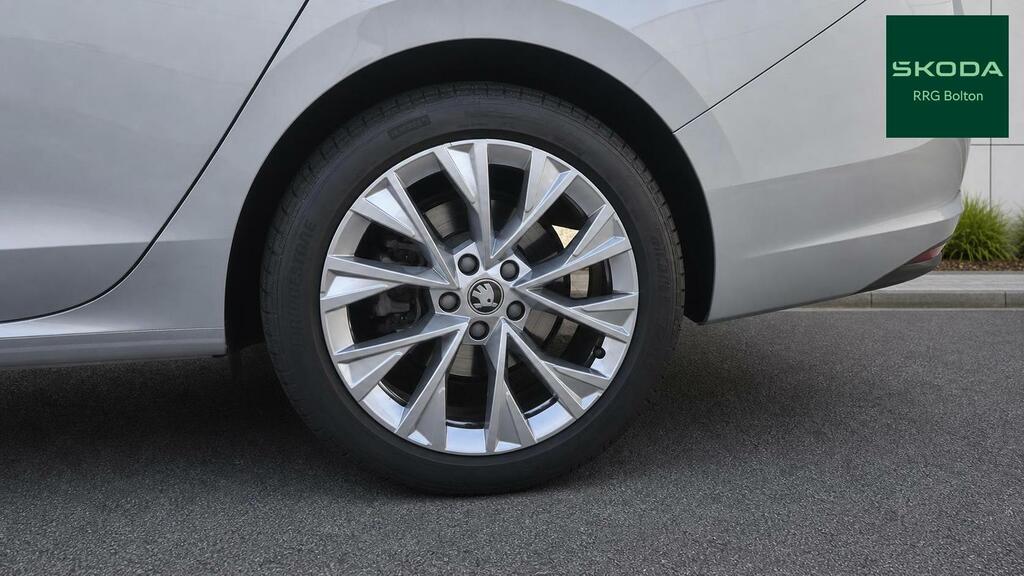 Skoda Superb 1.5 Tsi E-tec Se L Dsg Silver #5