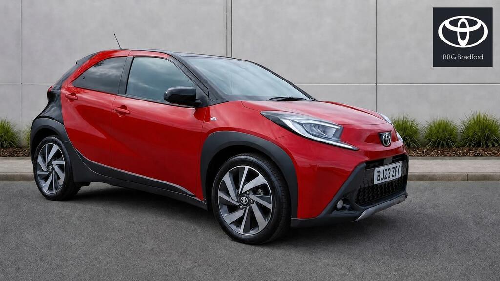 Toyota Aygo X 1.0 Vvt-i Exclusive Euro 6 Ss Red
