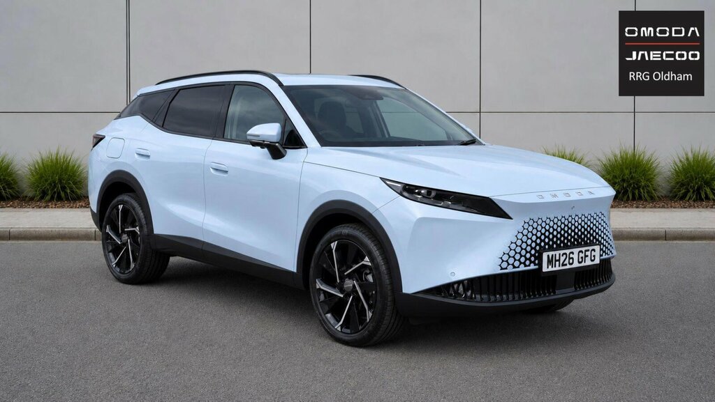 Omoda 7 1.5T Shs 18.4Kwh Noble Dht1 Euro 6 Ss Silver