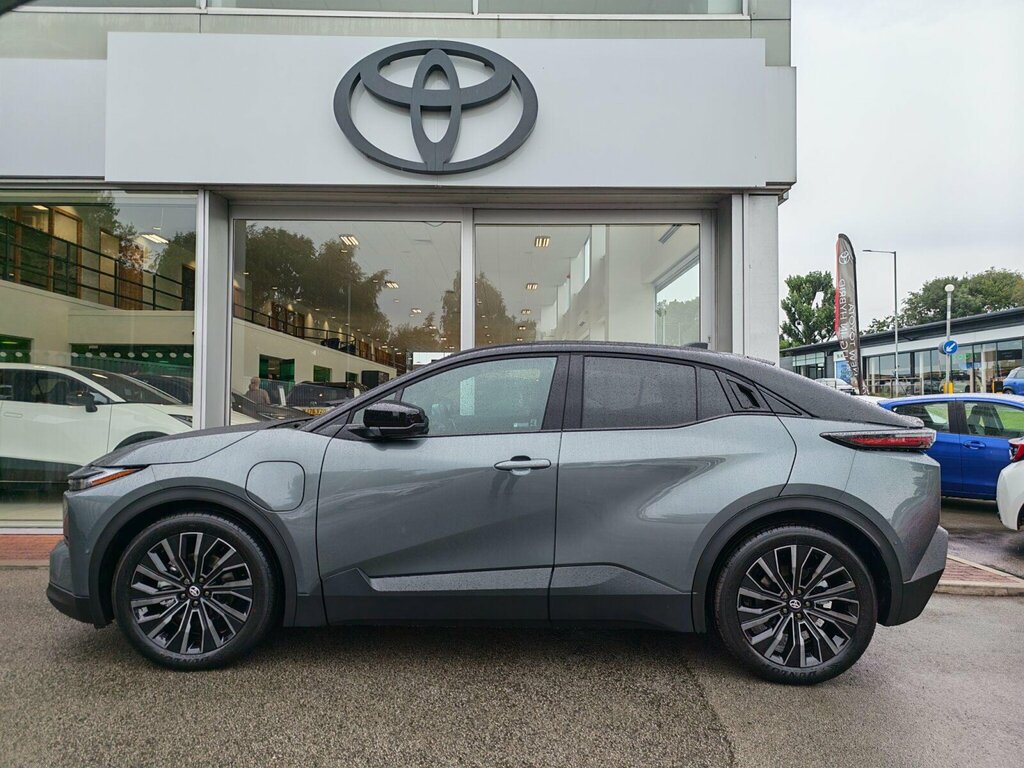 Toyota C-Hr 77Kwh Excel Suv 224 Ps Blue