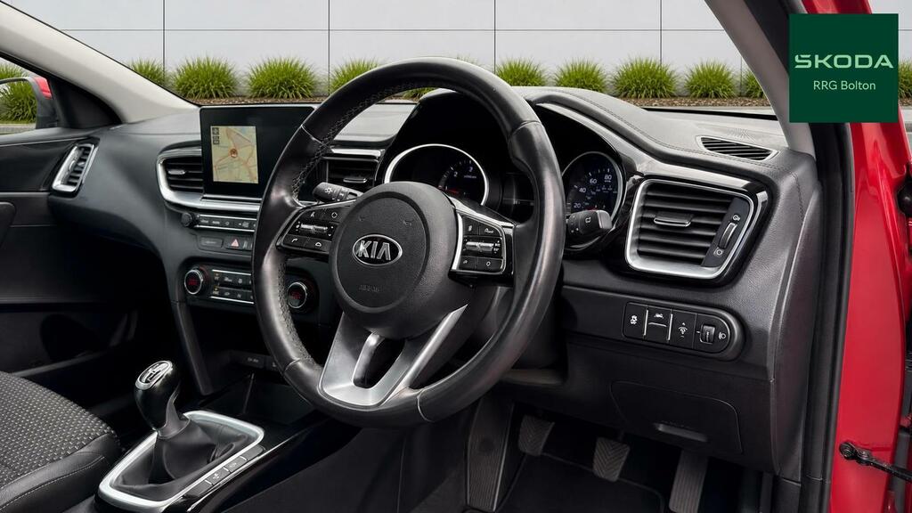 Kia Ceed 1.0T Gdi Isg 2 White #13