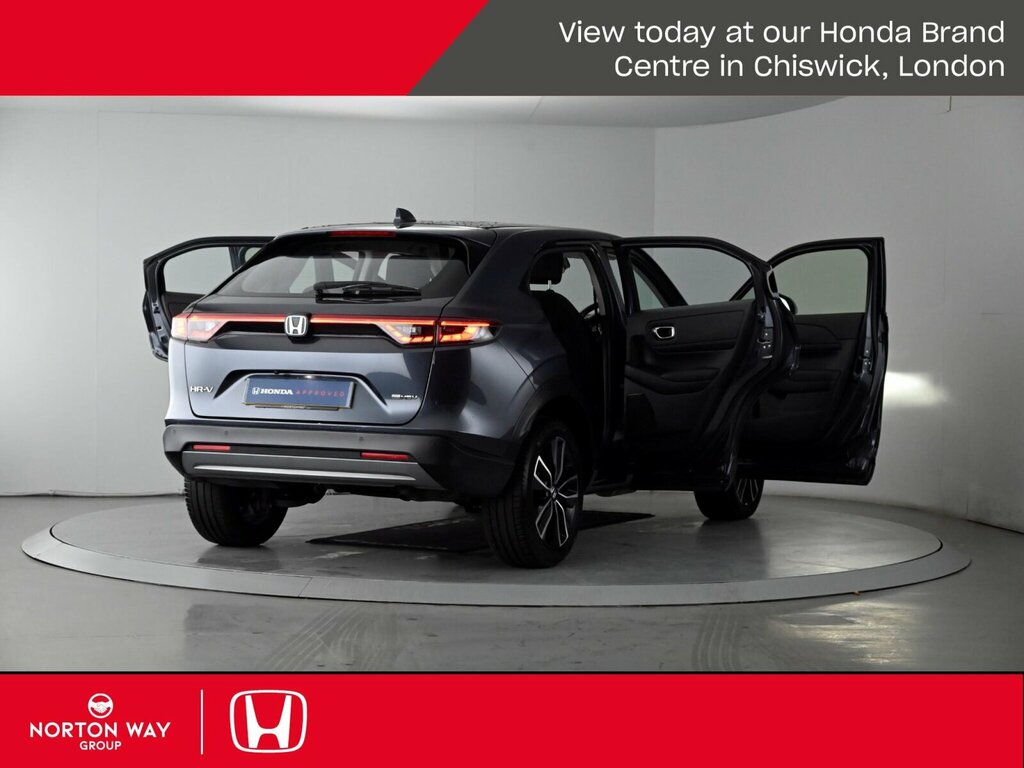 Honda Hr-V Elegance White #49