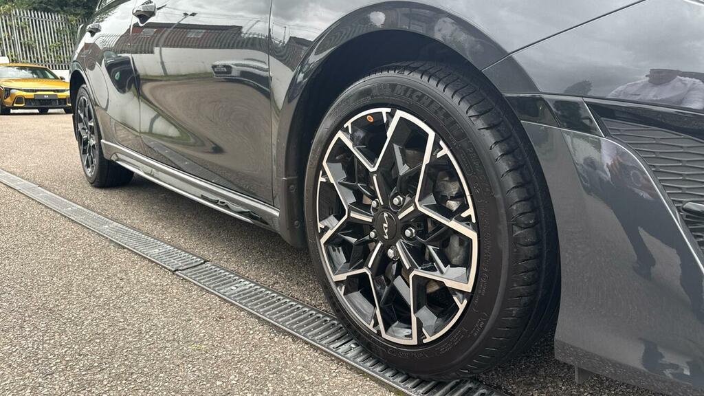 Kia Ceed 1.5 T-gdi Mt 2 Red #18