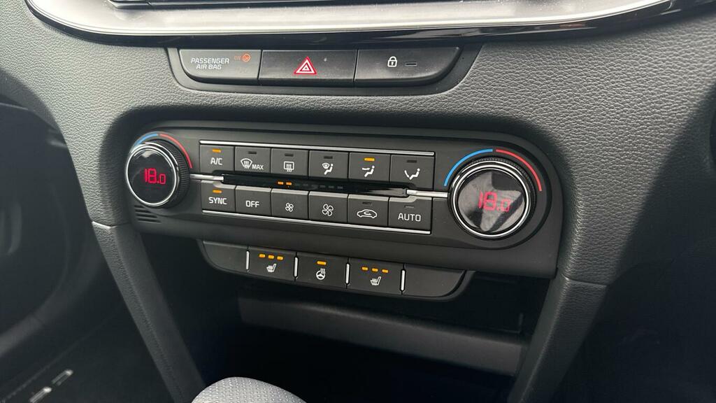 Kia Ceed 1.5 T-gdi Mt 2 Red #22