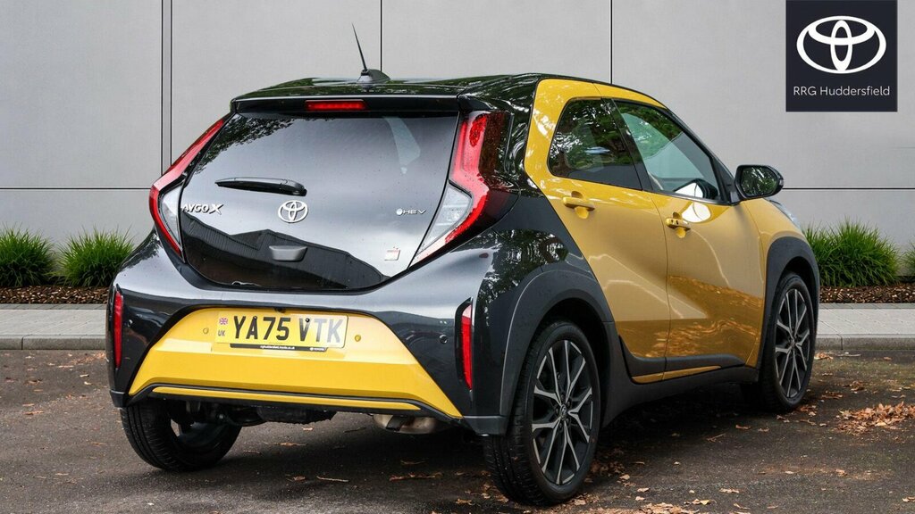 Toyota Aygo X 1.5H Gr Sport Cvt Euro 6 Ss #2