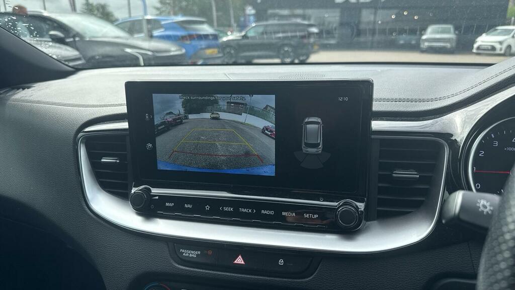 Kia Ceed 1.5 T-gdi Isg 3 White #24