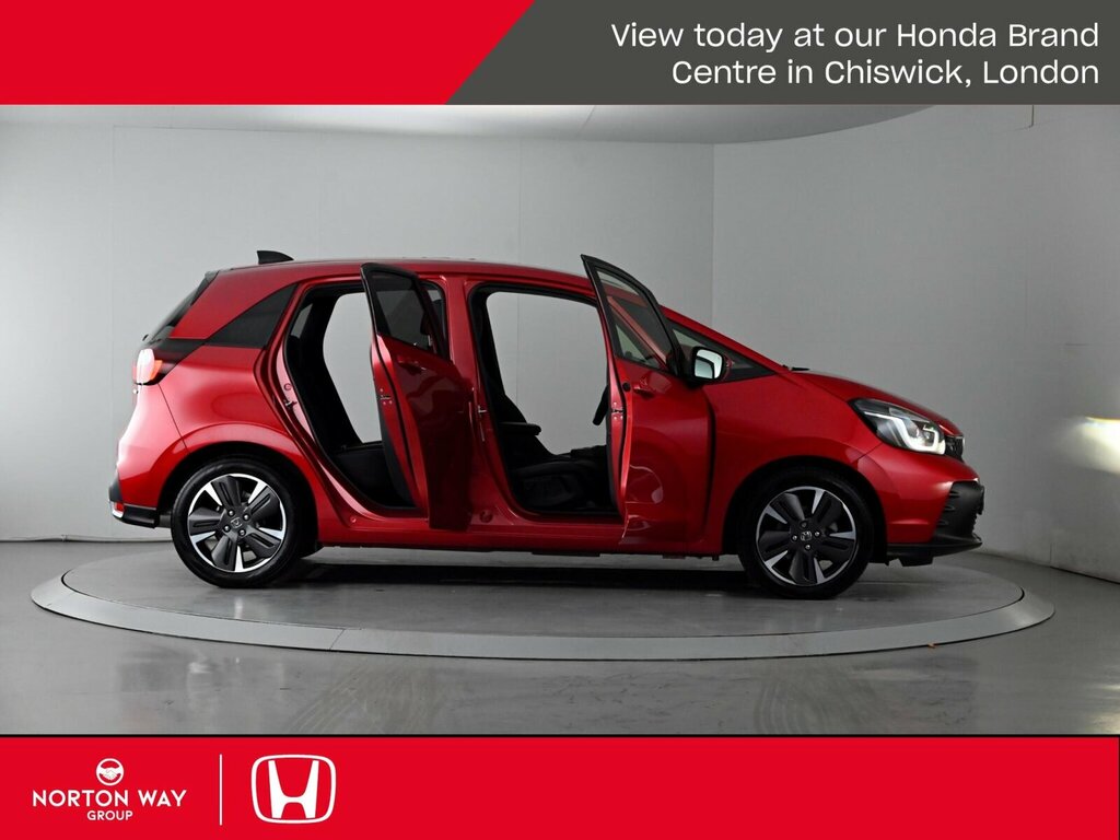 Honda Jazz Elegance White #24