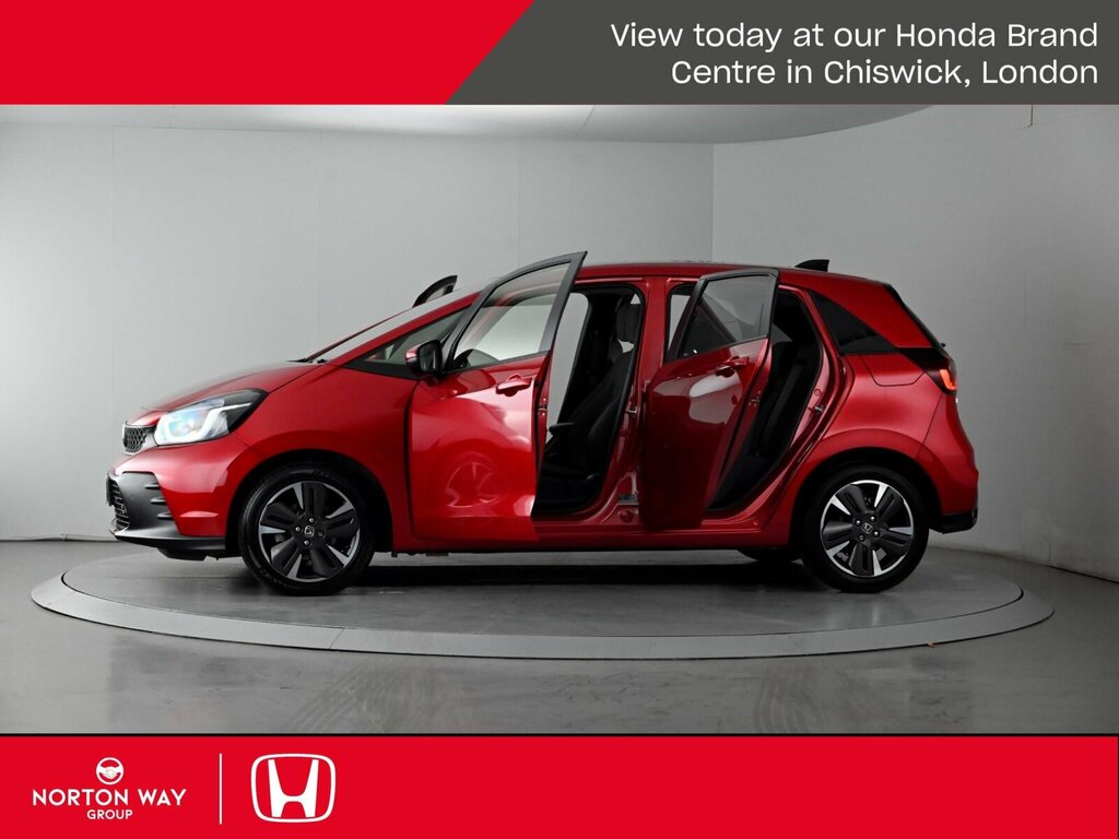Honda Jazz Elegance White #19