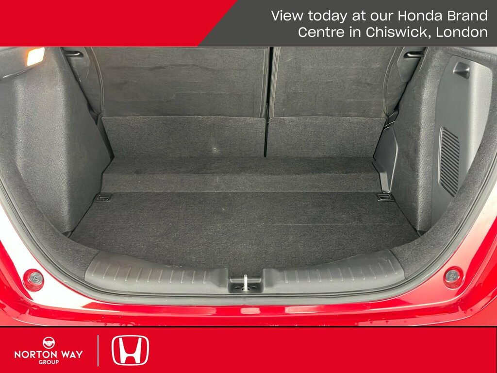 Honda Jazz Elegance White #27