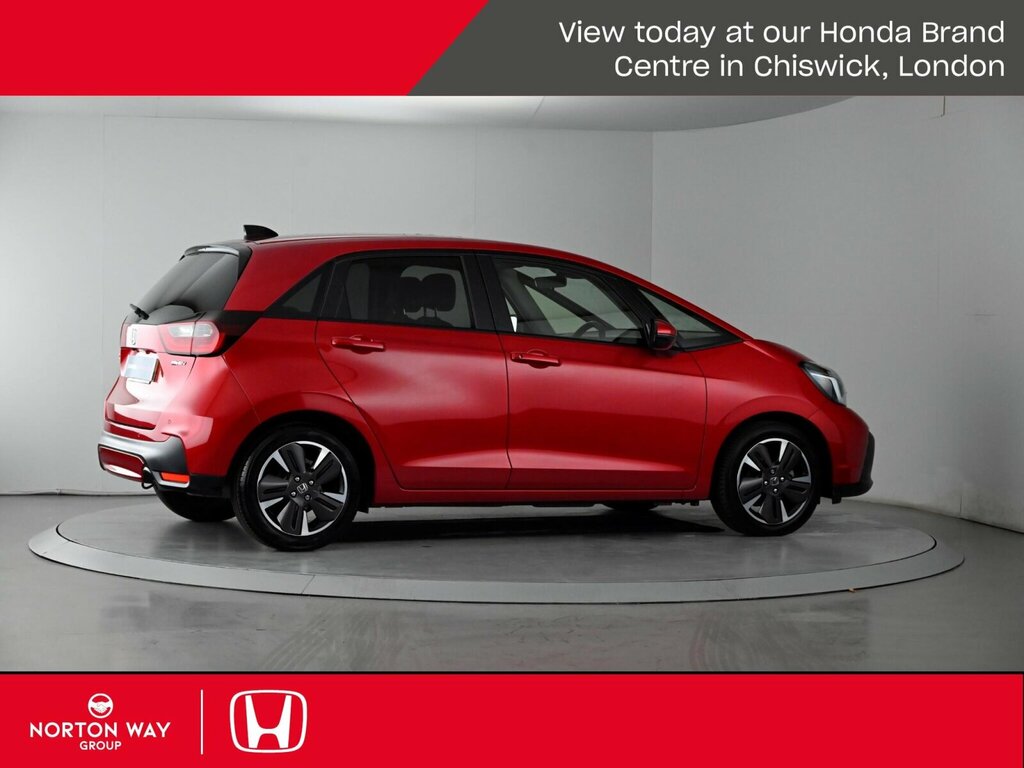 Honda Jazz Elegance White #16