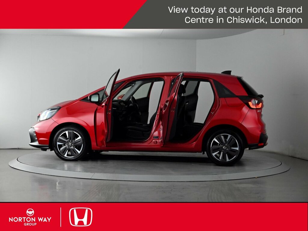 Honda Jazz Elegance White #21